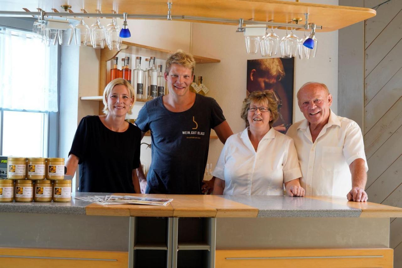Weingut Martin Blass Erlabrunn  Extérieur photo